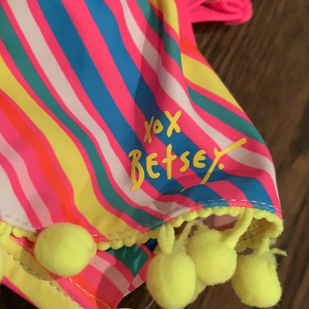 Adorable tassel bikini! - Picture 2 of 3